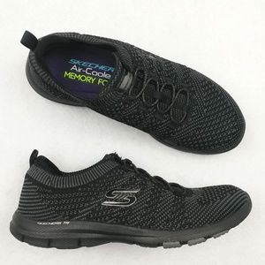 skechers tr